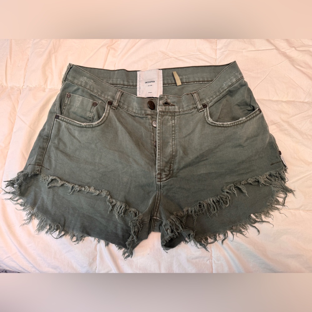 One Teaspoon Denim shorts